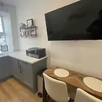 Διαμέρισμα Fantastic 1-bed Flat In The Heart Of Clifton