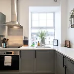 Fantastic 1-bed Flat In The Heart Of Clifton 公寓 布里斯托