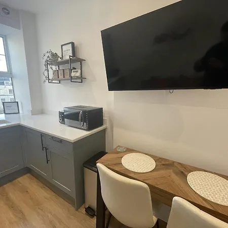 아파트 Fantastic 1-bed Flat In The Heart Of Clifton