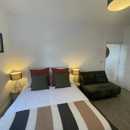 Fantastic 1-bed Flat In The Heart Of Clifton *