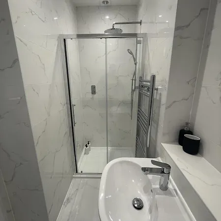 Fantastic 1-bed Flat In The Heart Of Clifton * Bristol