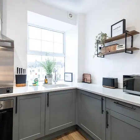 Fantastic 1-bed Flat In The Heart Of Clifton アパート *