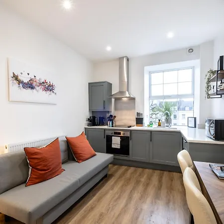 Fantastic 1-bed Flat In The Heart Of Clifton アパート *