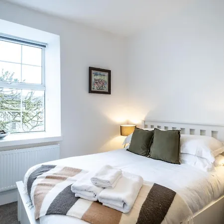 Fantastic 1-bed Flat In The Heart Of Clifton アパート ブリストル