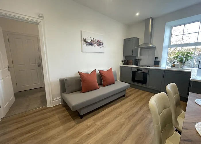 Fantastic 1-bed Flat In The Heart Of Clifton Apartment *