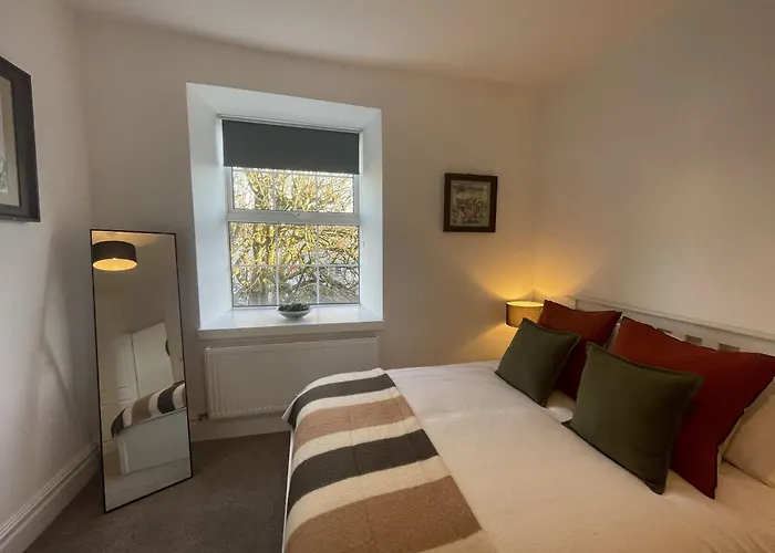 Fantastic 1-bed Flat In The Heart Of Clifton * Bristol