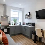 Fantastic 1-bed Flat In The Heart Of Clifton * Бристоль