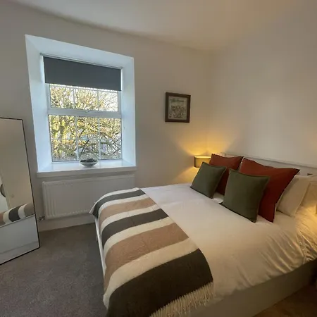 Fantastic 1-bed Flat In The Heart Of Clifton Apartment *